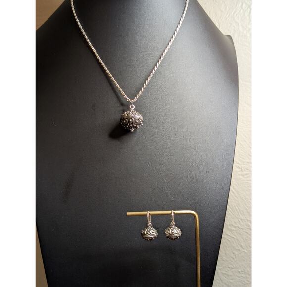 VTG 925 Italy SS Rope Chain Bali Ball Pendant & Hoop Dangle Earring Set 24.39g - Picture 8 of 10